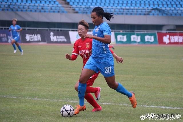 哈登12+6+16库里26分 快船险胜终结勇士3连胜